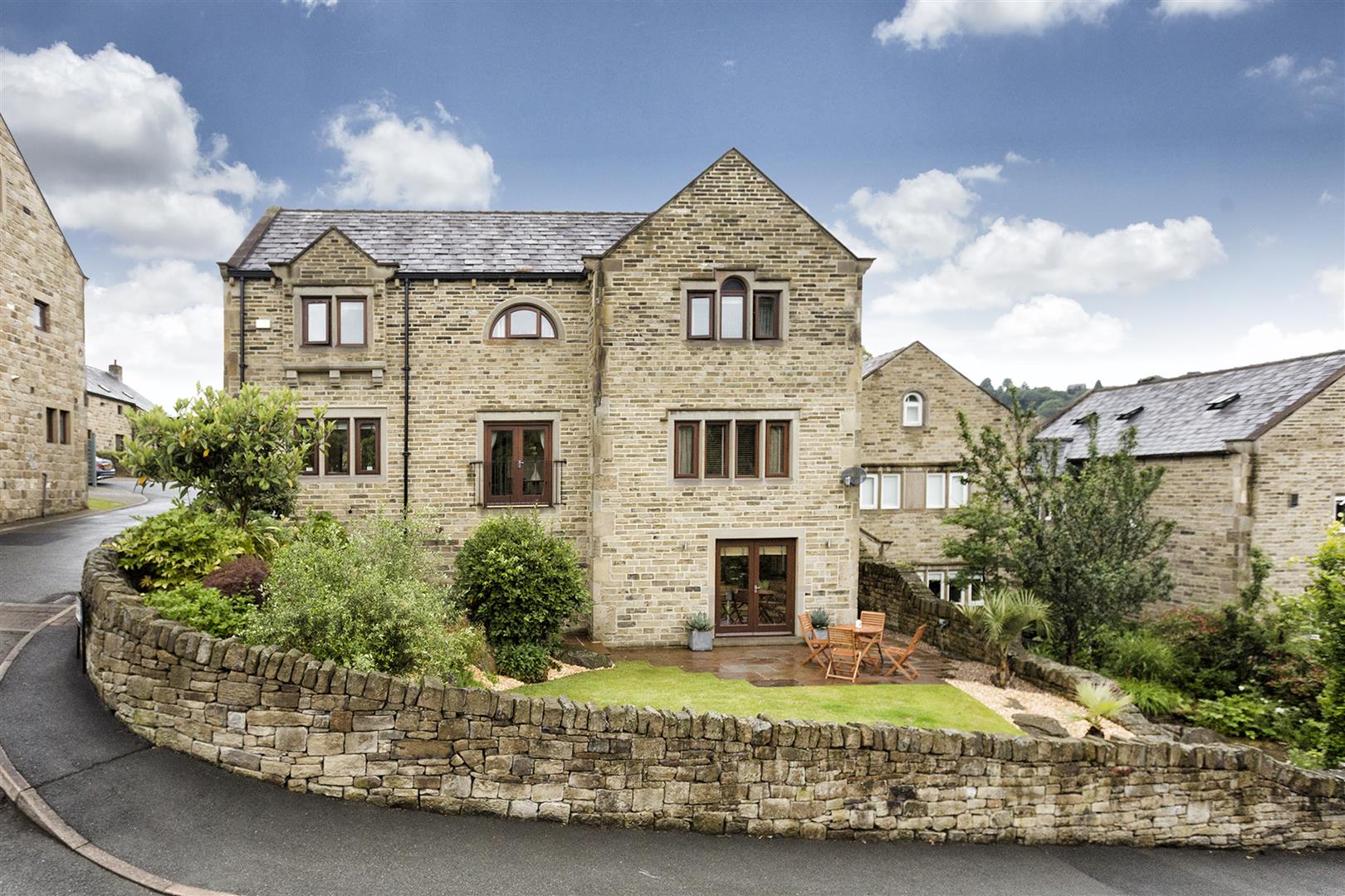 Houses for sale Huddersfield Property for sale Martin Thornton